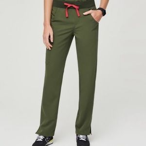 FIGS Olive Kade Cargo Scrub Pant